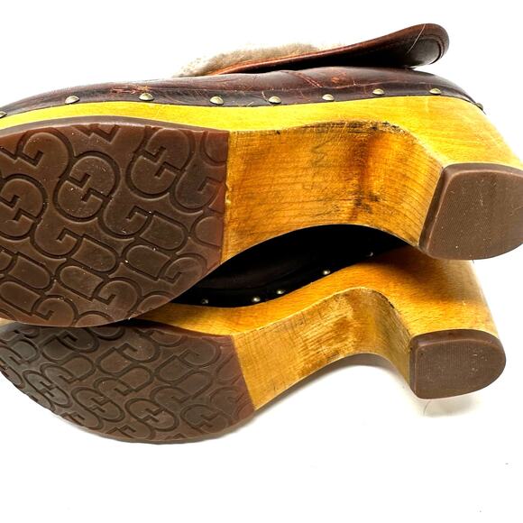 UGG Australia Lynnea II Leather Clog Boots - Picture 13 of 14